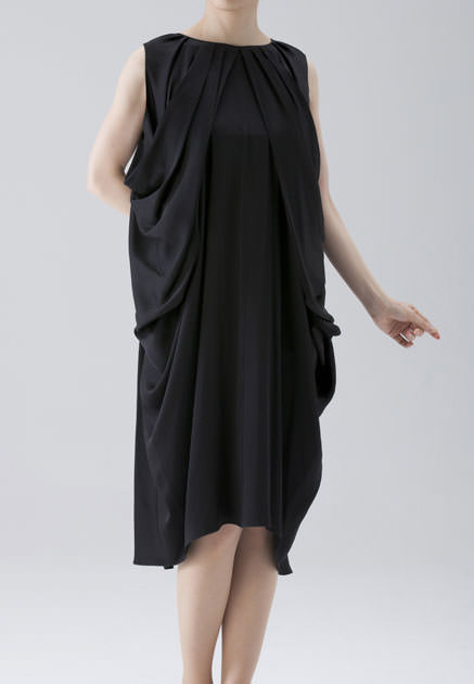 Yves Saint Laurent (イヴサンロー