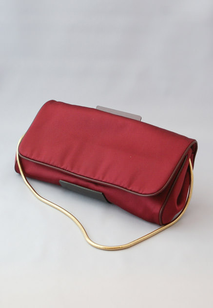 MOSCHINO (モスキーノ) 光沢感のあ